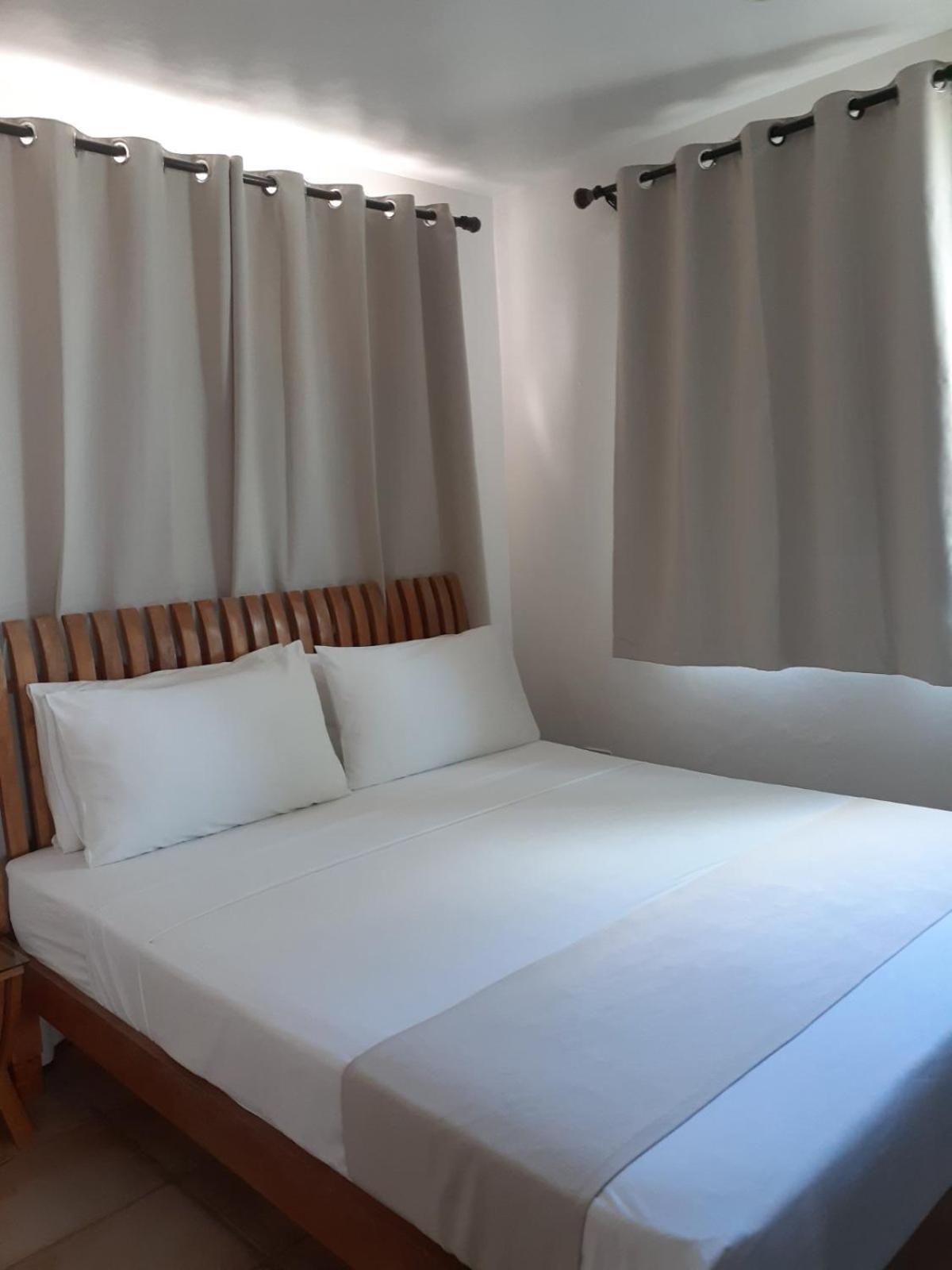 Bluewaves Beach House Balabag  Esterno foto