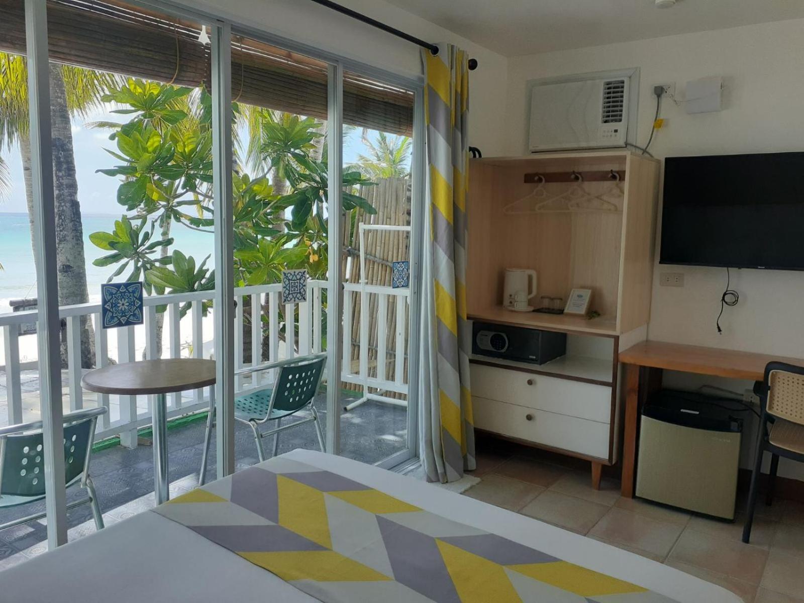 Bluewaves Beach House Balabag  Esterno foto